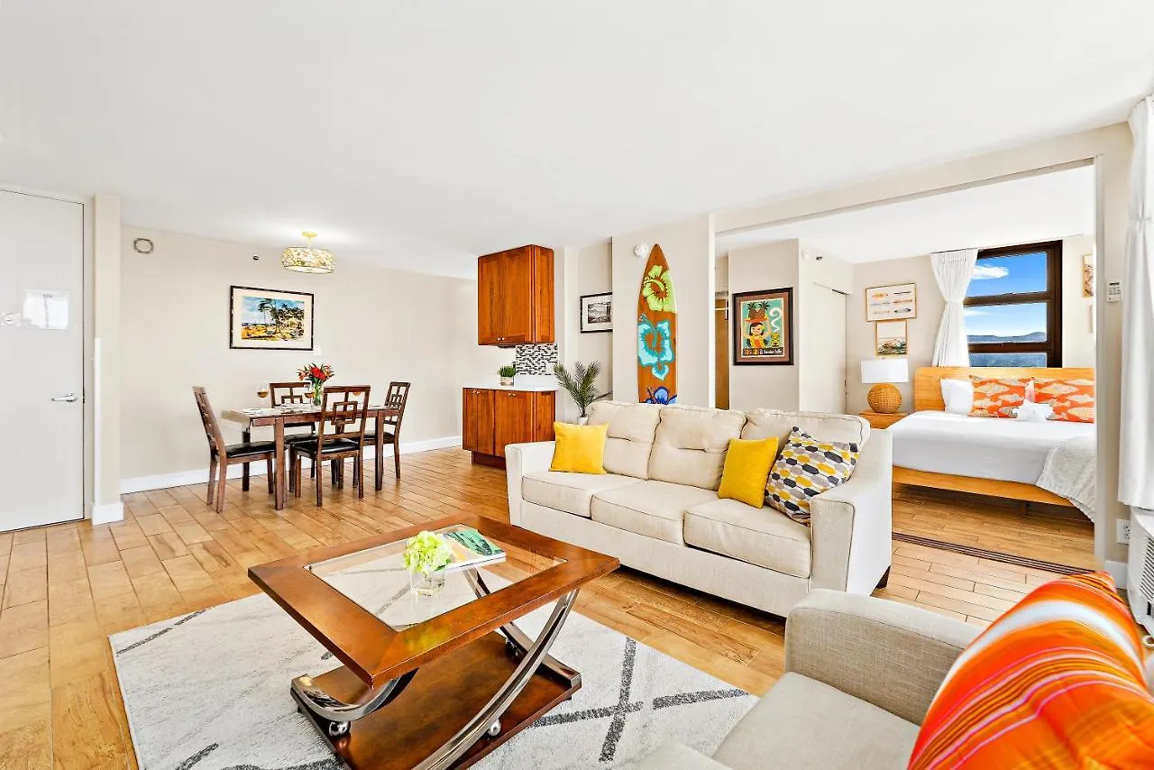 הונולולו Waikiki Banyan 1Br With Great Ocean Views, Steps To Beach & Parking!