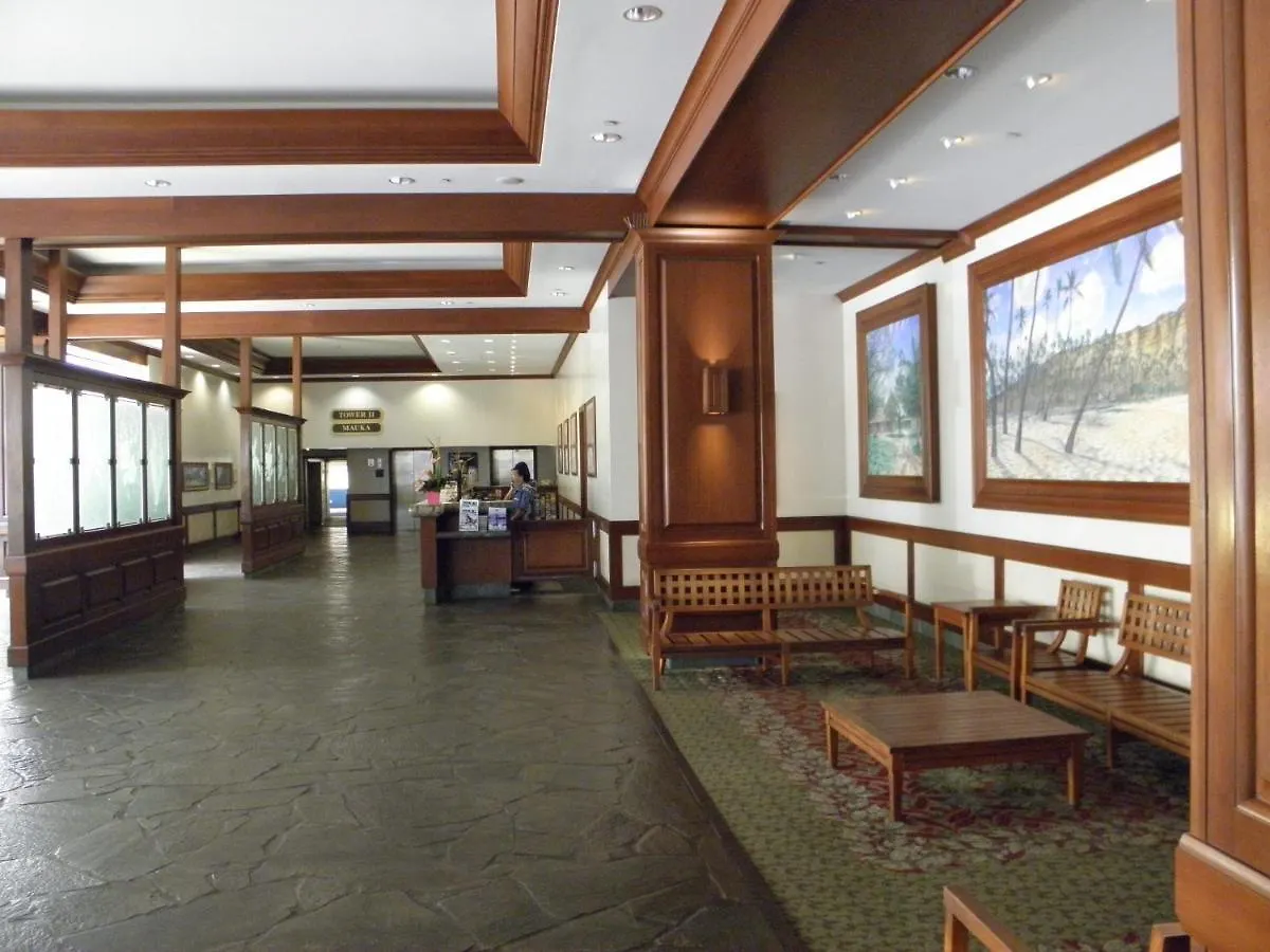 הונולולו Waikiki Banyan 1Br With Great Ocean Views, Steps To Beach & Parking! ארצות הברית