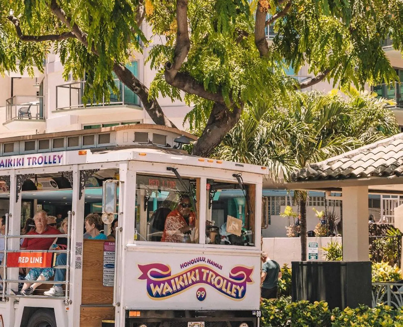 Waikiki Banyan 1Br With Great Ocean Views, Steps To Beach & Parking! Honolulu